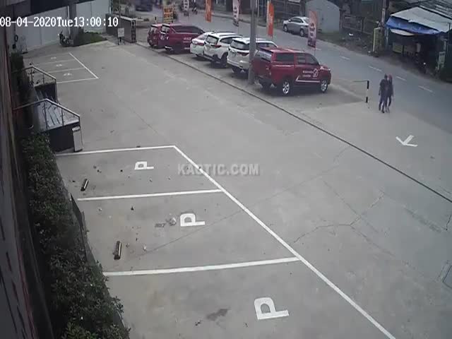 Thieves Are Not Welcome Here!