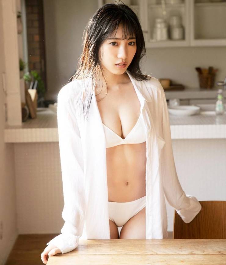 You Can’t Resist These Asian Girls…