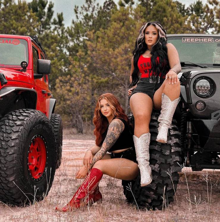 Cute Girls And Brutal Jeeps