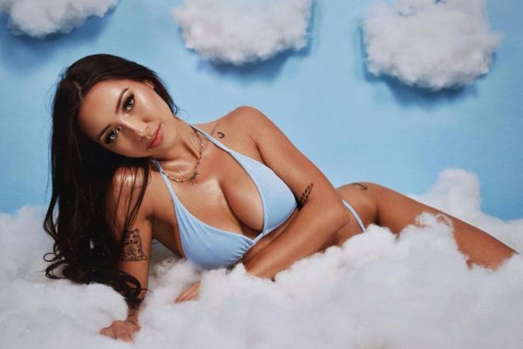 Boobs! Boobs For Everyone!