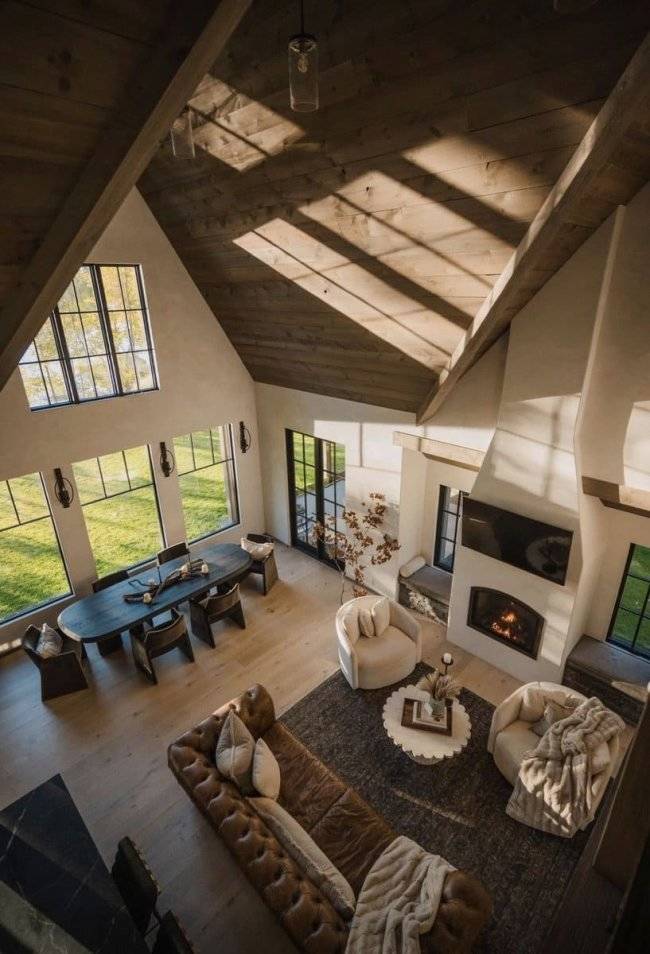 Beautiful Homes That Hit Just Right