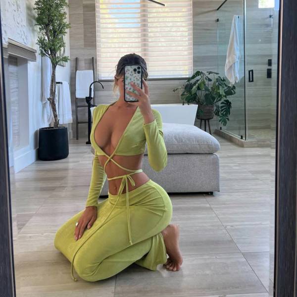 Hey, Nice Dress!