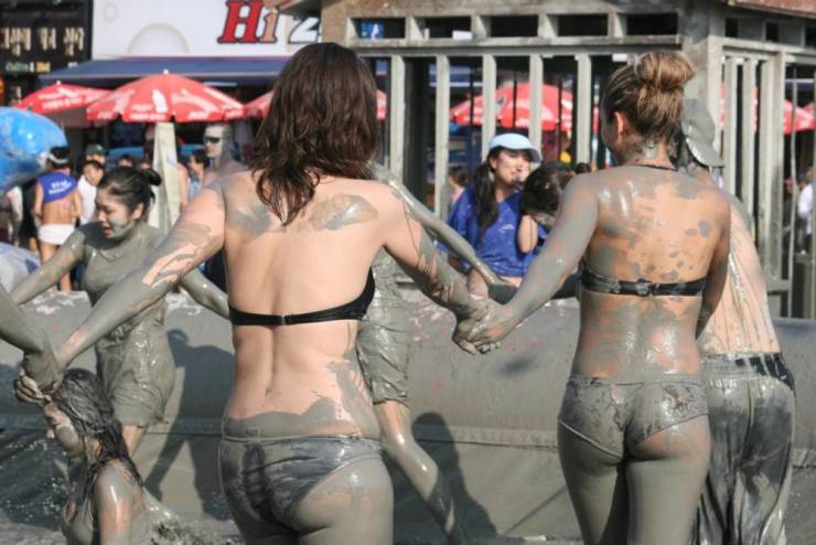 Girls Wanna Have Some Fun