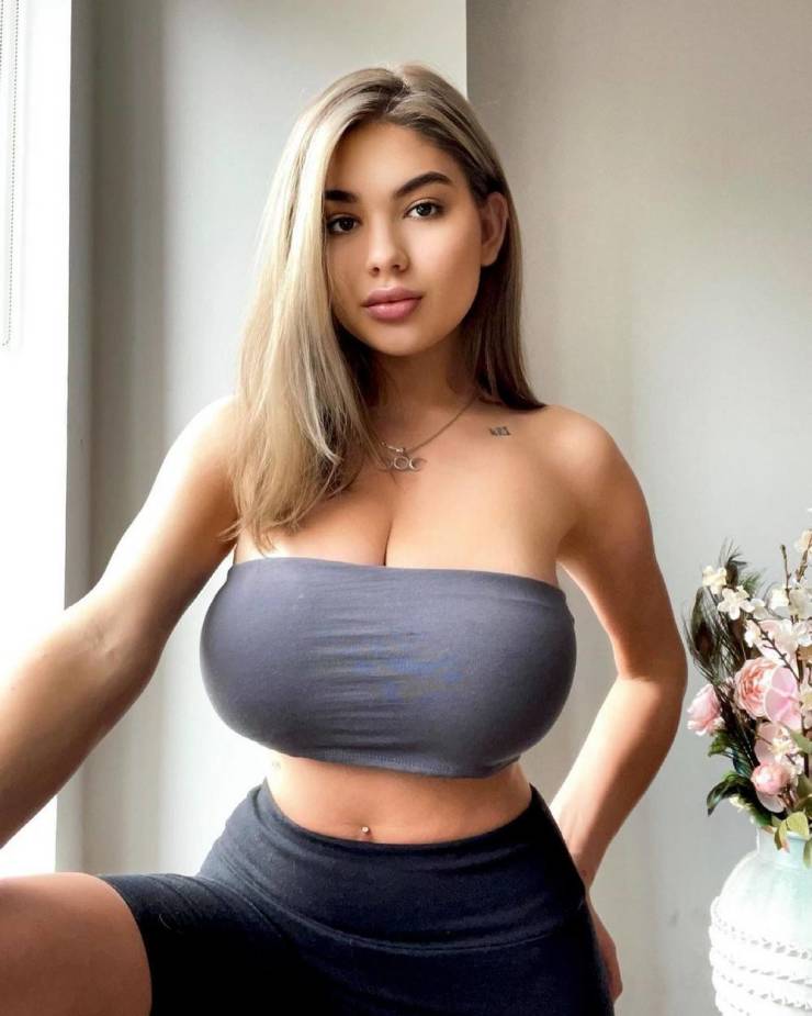Boobs! Boobs For Everyone!