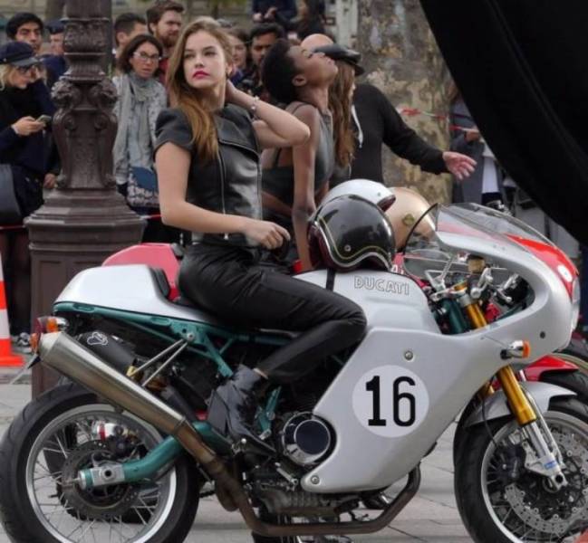 Girls Who Love Bikes