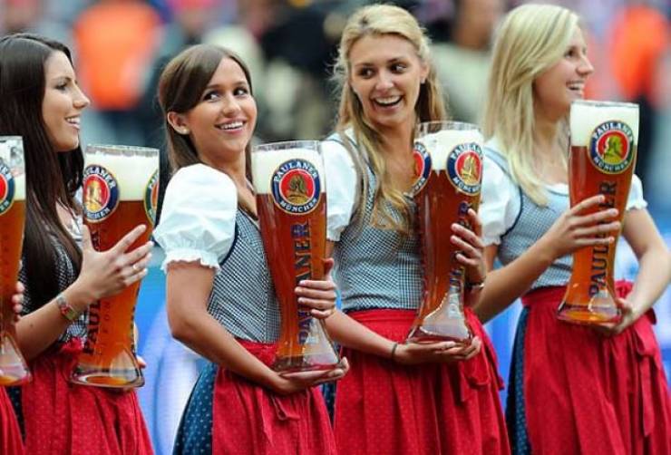 Girls Who Love Beer