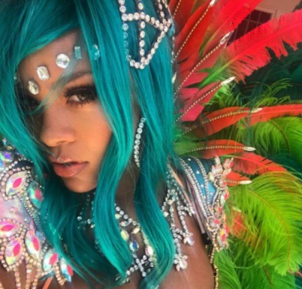 Daily Reminder Of How Sexy Rihanna Is