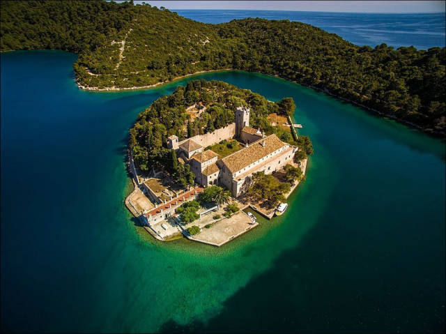 Daily Picdump [WEEKEND EDITION]