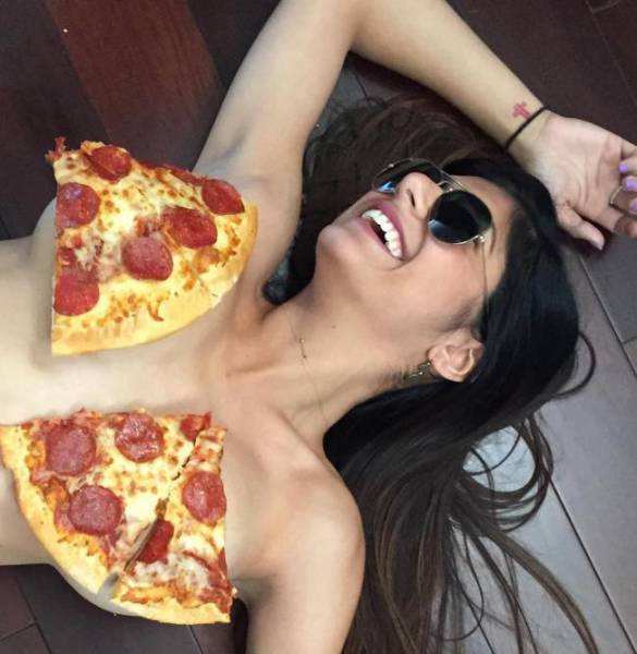 Nobody Knows More About Sex Than Mia Khalifa