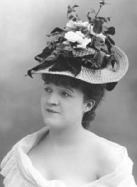 How French Prostitutes Looked Like In The 19th Century