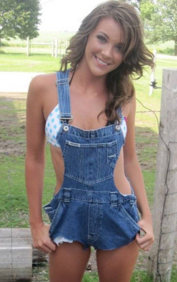 Country Girls Coming In Hot