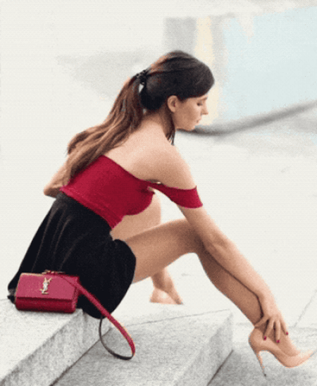 Hot Girls Are Here For You!