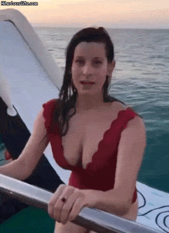 Hotties Go FAIL