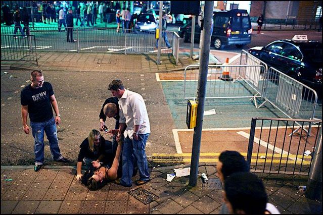 Nightlife in United Kingdom (40 pics)