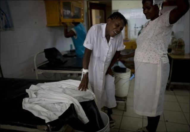 Giving birth in Haiti (15 pics)