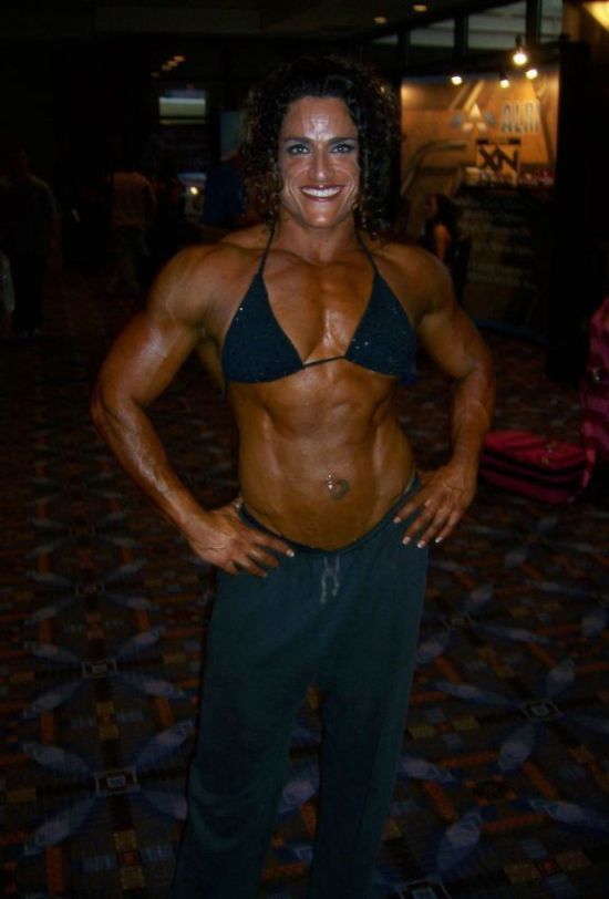 Mountains of muscles (47 pics)