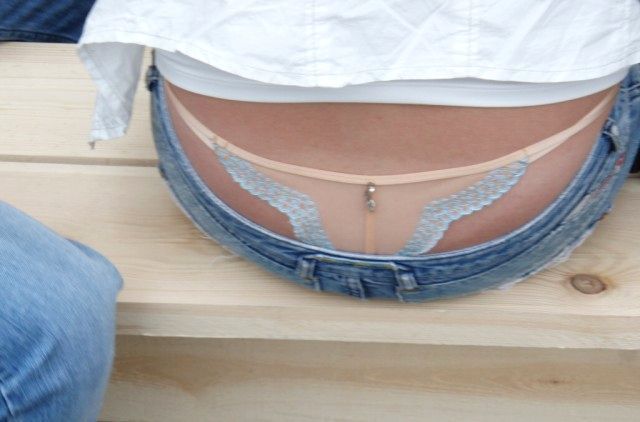 Panties outside. High fashion? (12 pics)
