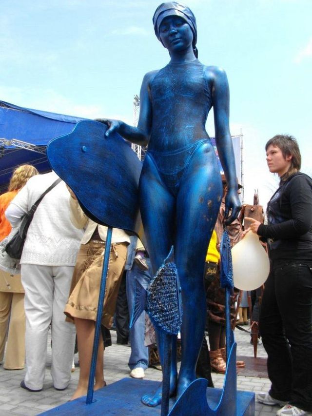 Living Statues Championship (30 pics)