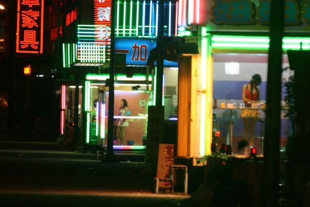 Incredible Taiwanese culture - Betel nut girls (53 pics)