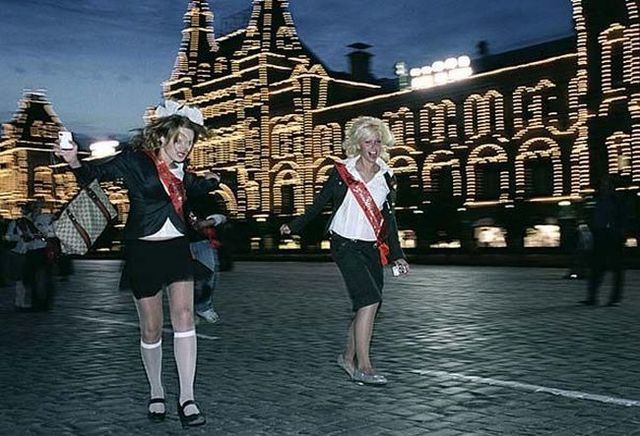 How Russian youth celebrates their graduation day (60 pics)