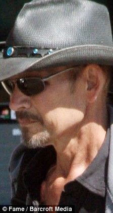 Curiosities and bonus pictures