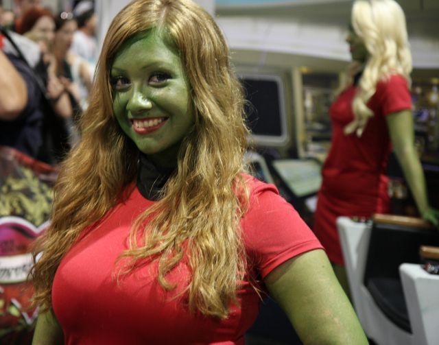 The girls at Comic-Con 2009 (42 pics)