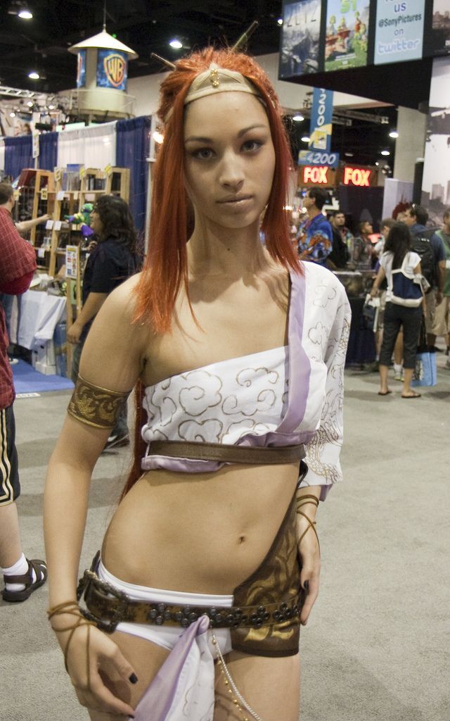 The girls at Comic-Con 2009 (42 pics)