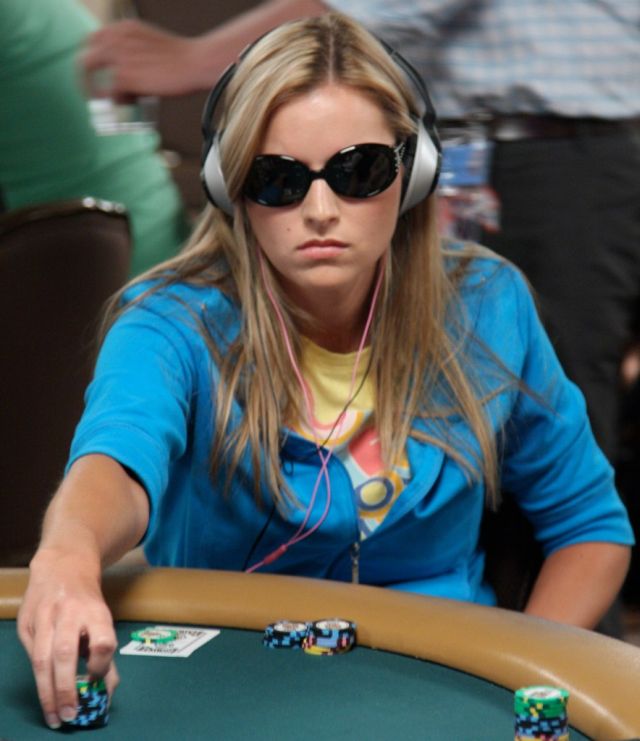 Girls of the World Series of Poker (27 pics)