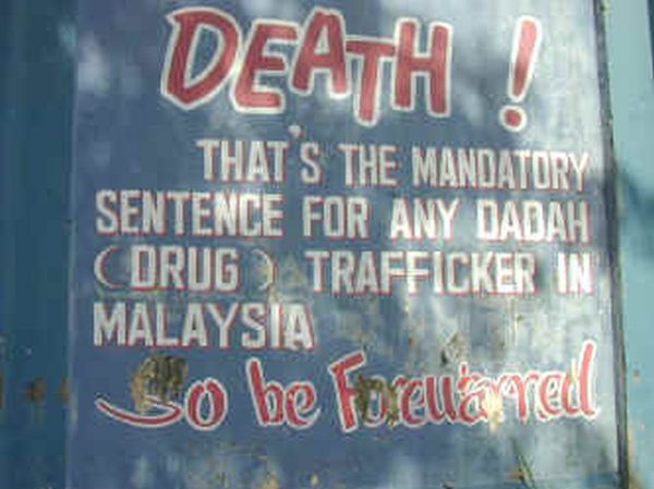 Only in Asia (145 pics)