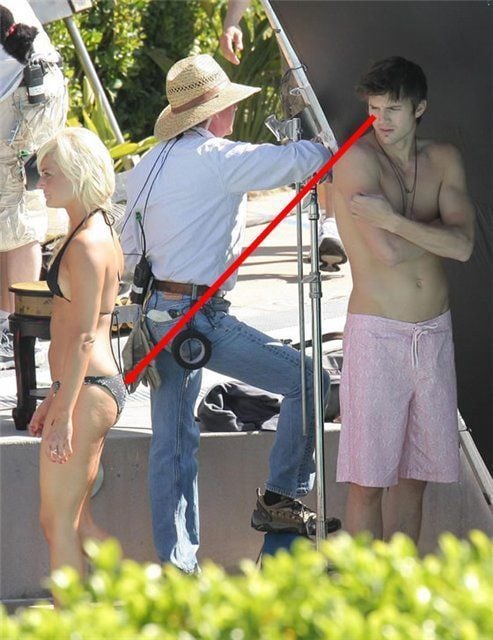 Celebrities and Their Imperfections! (58 pics)