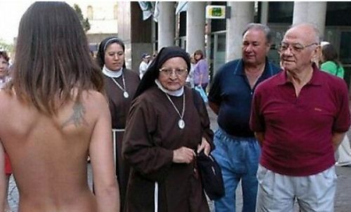 Faces Jealous Women Make (17 pics)