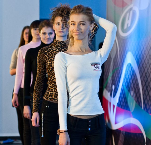 Casting Call (38 pics)