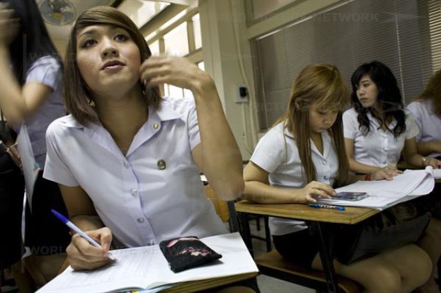 University for Ladyboys (18 pics) University for Ladyboys (18 pics)