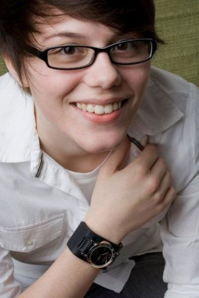 Is It Justin Bieber or a Lesbian Looking Like Him? (25 pics)