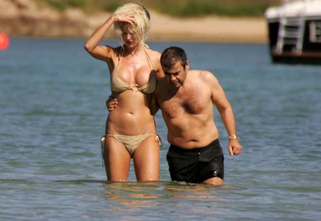 Don&rsquo;t Tell Me It&rsquo;s Love (31 pics)