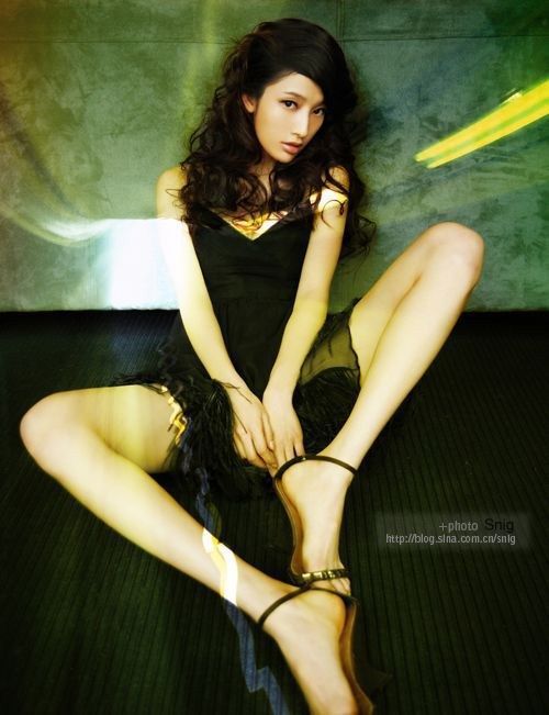 Hot Long-Legged Asian Girls (20 pics)