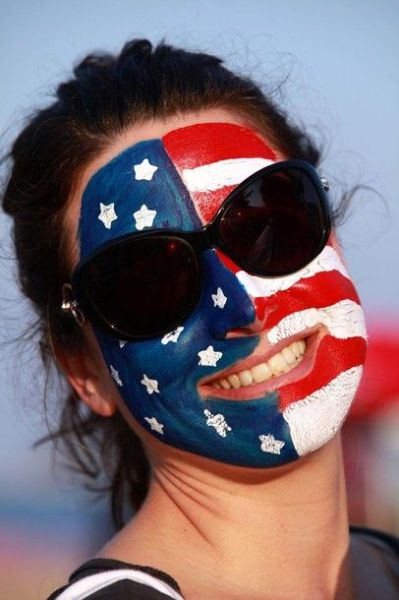 Female World Cup Fans (74 pics)