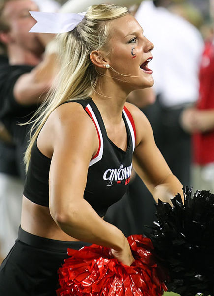 The Best Cheerleader of the Last Week (22 pics)