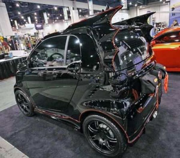 Epic Cars for Batman Fans (17 pics)