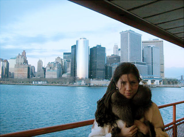 Modern Russian Spy Is a Femme Fatale (18 pics)