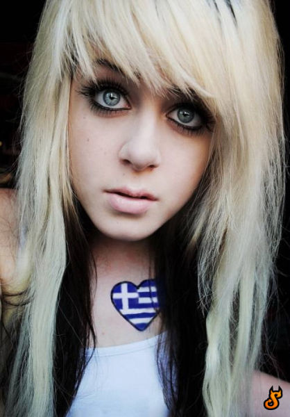 Emo Babes (71 pics)
