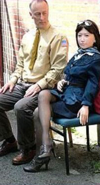 Man Makes Married Life Simple