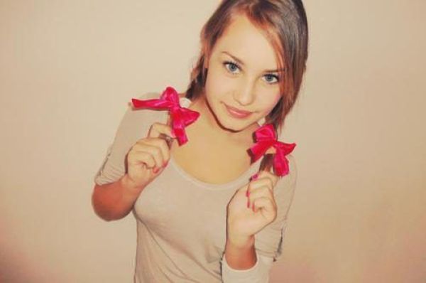 There Are Beautiful Girls Here: Part 3