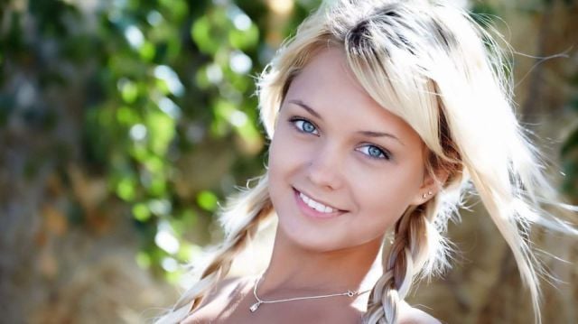 There Are Beautiful Girls Here: Part 3