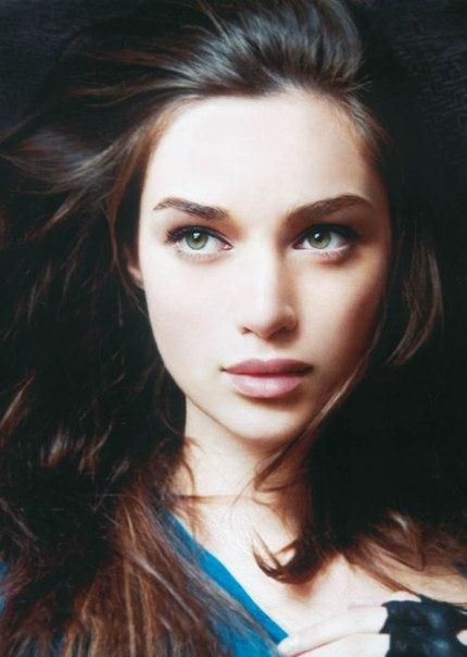 There Are Beautiful Girls Here: Part 4