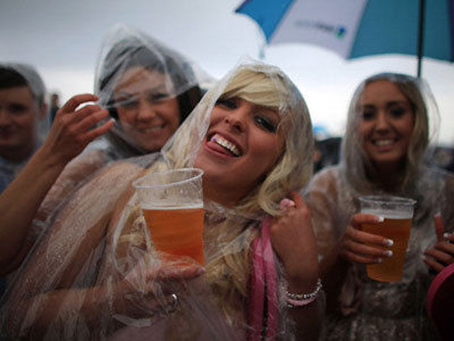 Lavish Ladies’ Day