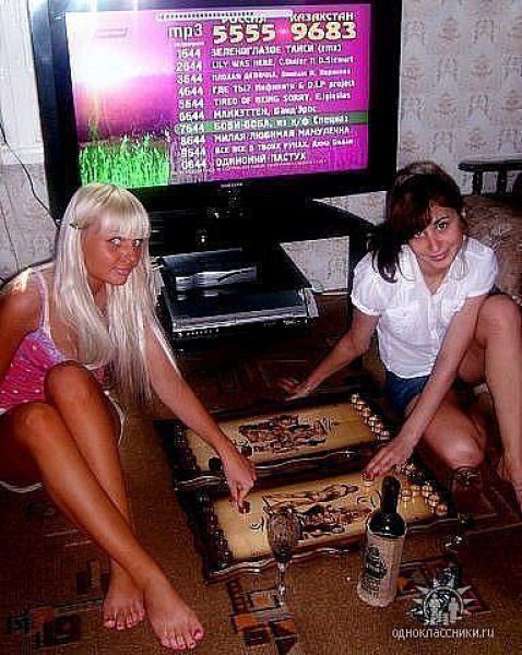 From Glamour to Raw Beauty