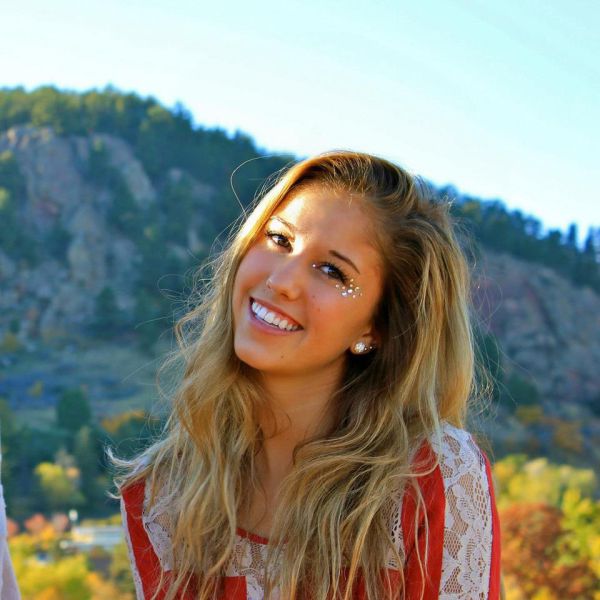 More Lovely Ladies to Look At