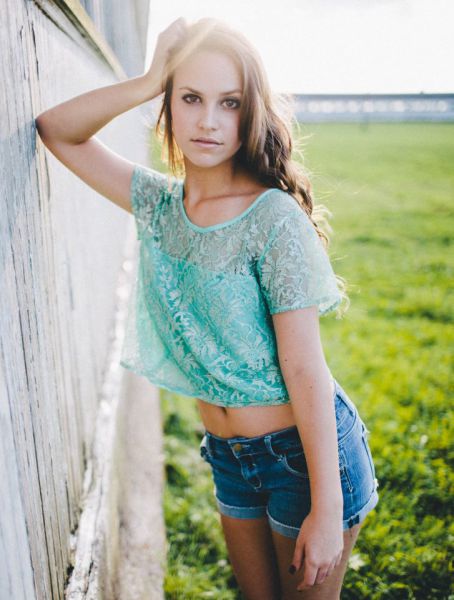 More Lovely Ladies to Look At