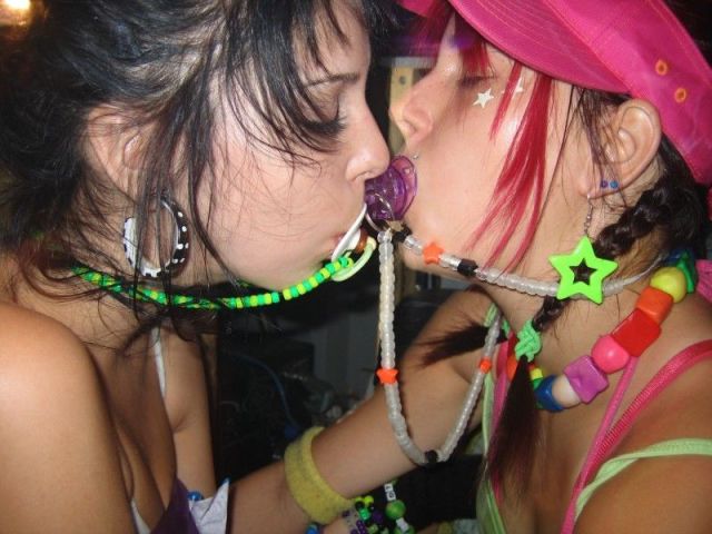 Raver Girls